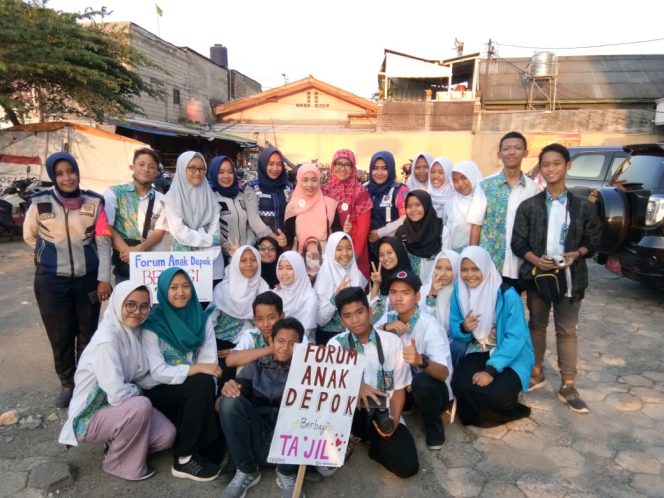 
					Forum Anak Depok Berbagi Takjil