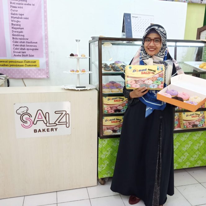 
					Dian Sukmawati, Berawal dari Online Hingga Jadi Master Donat