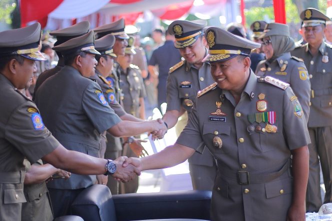 
					Upacara HUT Damkar Ke-100, Satpol PP Ke-69 dan Satlinmas Ke-57 Tahun 2019 Tingkat Provinsi Jawa Barat yang dipusatkan di lapangan Sempur, Kota Bogor, Selasa (26/03).