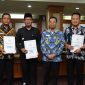 Gubernur Jawa Barat, Ridwan Kamil, menghadiri acara Peluncuran Survey Indeks Persepsi Maladministrasi (Inperma) Provinsi Jawa Barat Tahun 2018, di Aula Sangga Buana, Gedung Sate Bandung, Kamis (21/3).