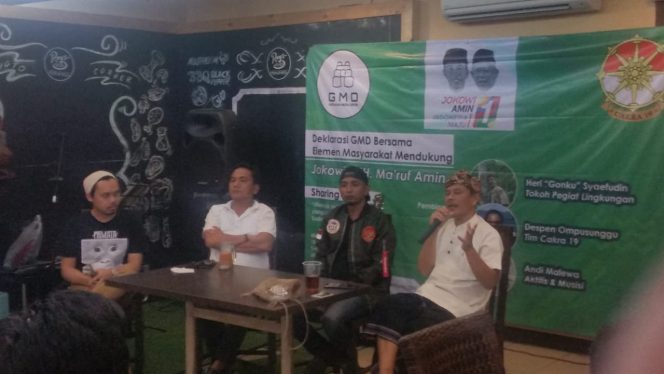 
					GMD Gerilya Menangkan Jokowi-Amin di Depok.