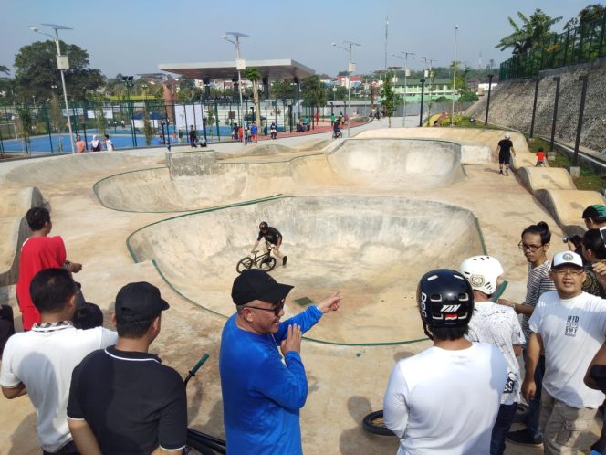 
					Asyik, Alun-alun Depok Dibuka Untuk Umum