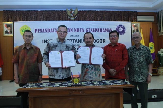 
					Penandatanganan MoU tersebut digelar di Gedung Aula Rektorat Unpak, Kota Bogor, 21 Mei 2019.