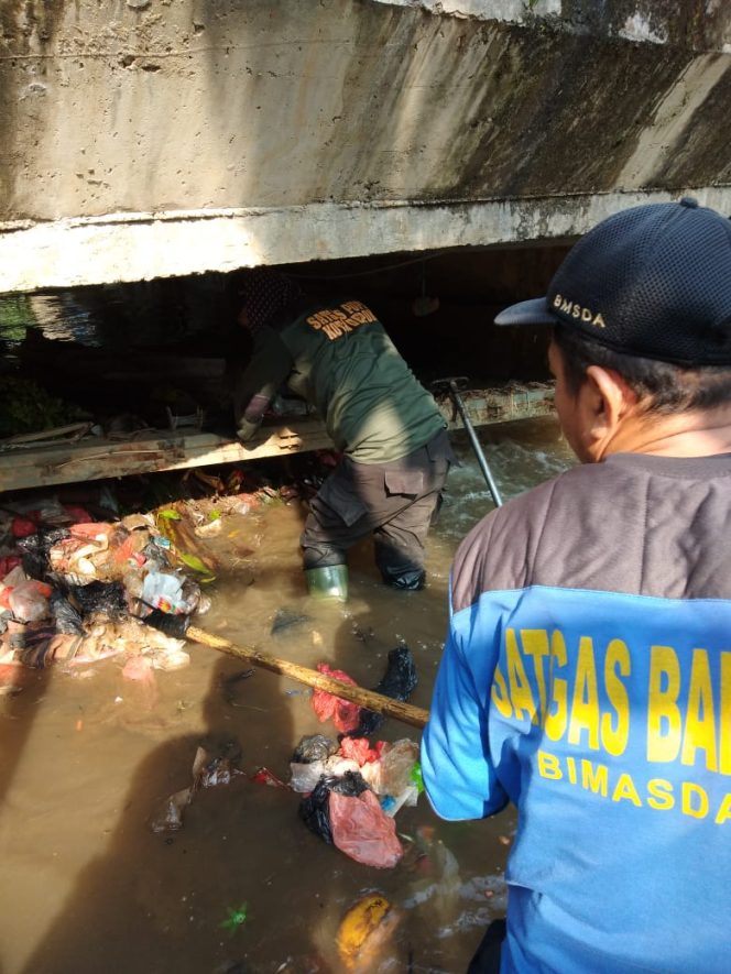 
					Satgas PUPR Depok Bakal Dapat Sembako Murah