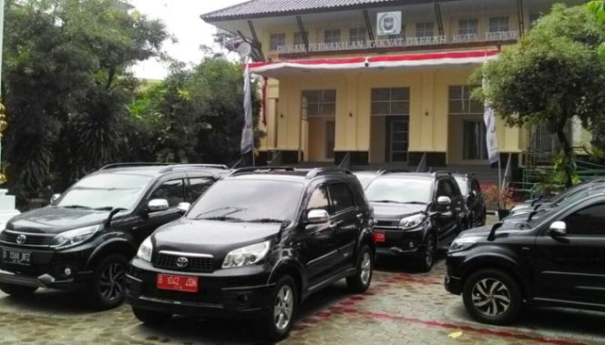 
					ASN Depok Haram Gunakan Mobdin untuk Mudik. (FOTO : Poskota News)