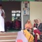 Ustadz Sumarja saat memberikan ceramah agama di Kelurahan Duren Seribu, Majelis Taklim Duser Tawaqufan. (FOTO : Sudibyo/Harian Sederhana)