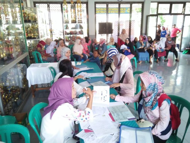 
					Suasana Pendaftaran Peserta Didik Baru (PPDB) SMPN di Kota Bogor. (FOTO : Dok. Harian Sederhana)