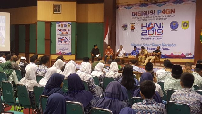 
					HANI 2019, Pemkab Bogor bekerja sama dengan Badan Narkotika Nasional Kabupaten (BNNK) gelar diskusi pencegahan edaran narkotika.