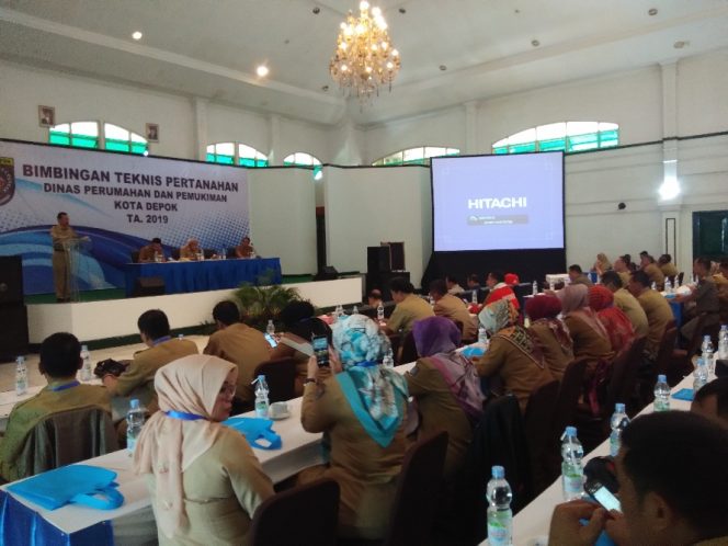 
					Suasana Bimtek Pertanahan di Graha Insan Cita, Kelurahan Bhaktijaya.(FOTO :  Heru Sasongko/Harian Sederhana)