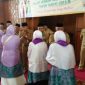 Mohammad Idris saat menghadiri pemberangkatan jemaah Calhaj Kloter 77 di Balai Kota Depok, Senin (29/07/19).