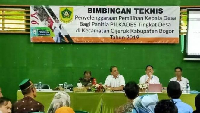 
					Pemerintah Kecamatan Cijeruk yang melaksanakan Bimbingan Teknis (Bimtek) bagi panitia Penyelenggaraan Pilkades.