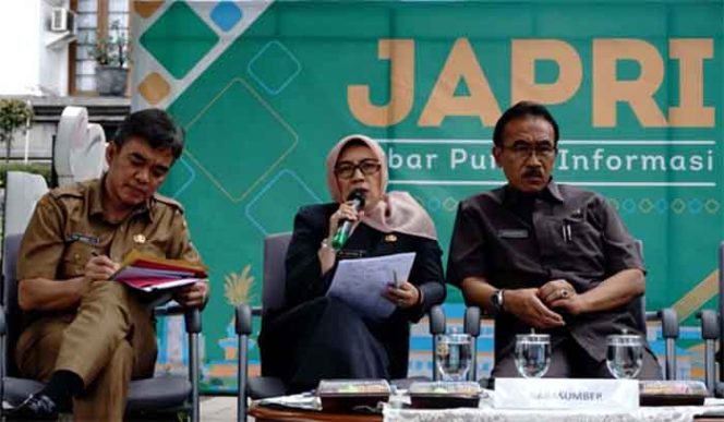 
					Acara Jabar Punya Informasi (Japri) di Halaman Gedung Sate, Jalan Diponegoro No. 22, Kota Bandung, kemarin.