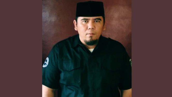 
					Pengurus Harian Kuda Depok, Ahmad Daenuri