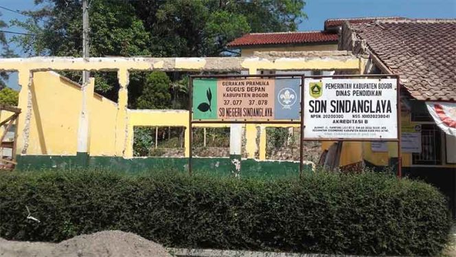 
					Pengerjaan Proyek Rehab SDN Sindang Laya Minta Distop.