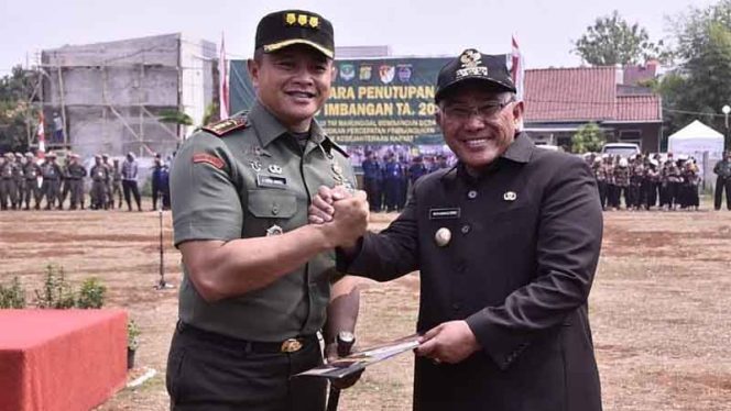 
					Wali Kota Depok Mohammad Idris dan Kodim 0508 Kolonel Inf Agus Isrok Mikroj.