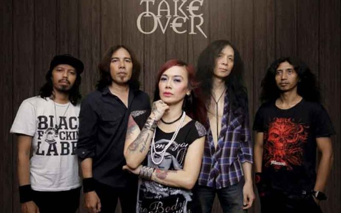 
					Group Band Take Over yang meramaikan music Indonesia.