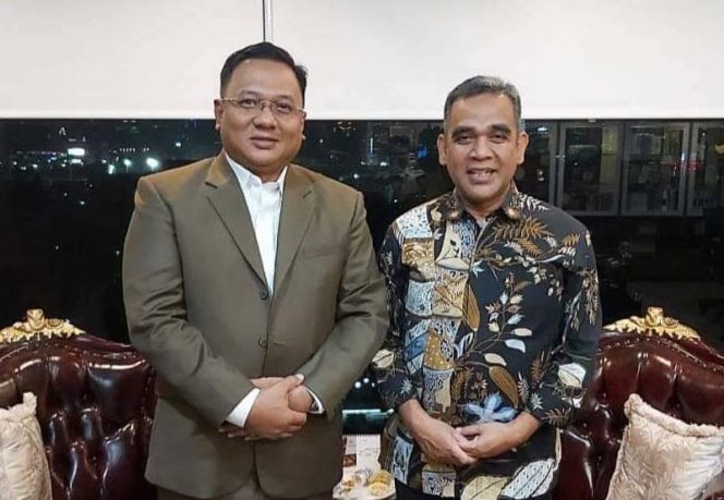 
					Pradi Supriatna (kiri) dan Sekjen DPP Partai Gerindra, Ahmad Muzani.