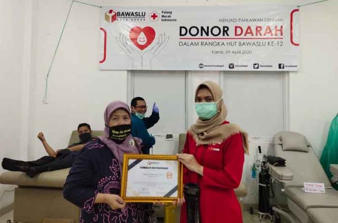 
					Bawaslu Kota Depok Gelar Kegiatan Donor Darah