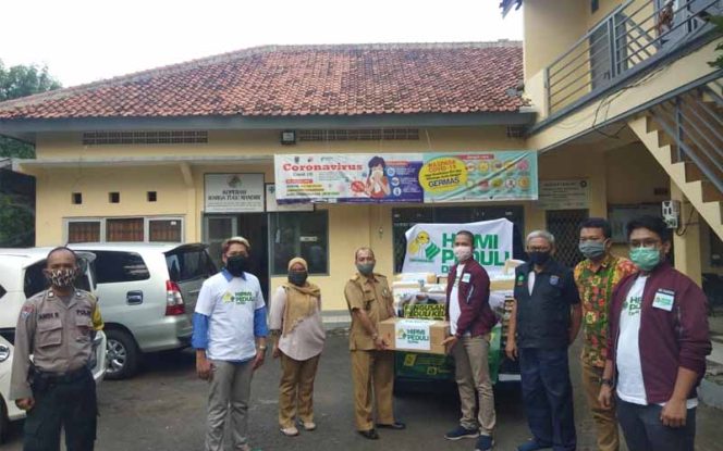 
					Himpunan Pengusaha Muda Indonesia (Hipmi) Kota Depok menggulirkan program Hipmi Peduli program bantu keluarga PDP.