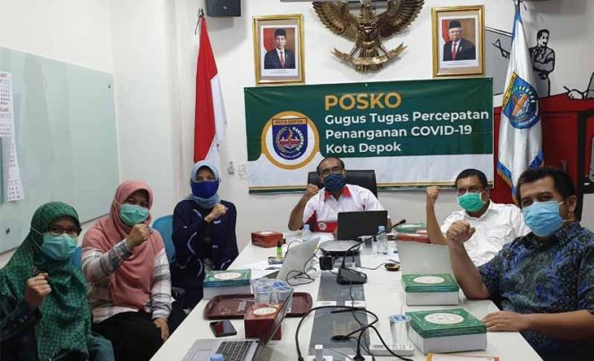 
					IDI Cabang Kota Depok bekerjasama dengan Gugus Tugas Covid-19 Pemerintah Kota Depok menyelenggarakan Webinar di Ruang Crisis Center Kantor Wali Kota Depok, Jalan Raya Margonda.