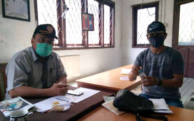 
					SDN Bojongsari 04 Disemprot Disinfektan