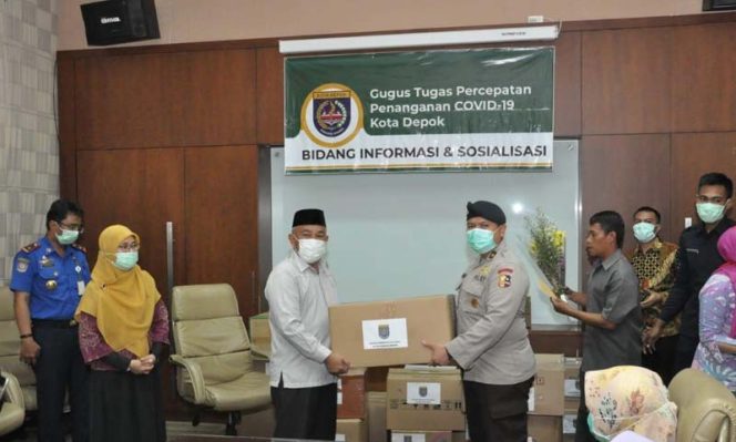 
					Pemkot Depok Sebar Bantuan APD ke 24 RS