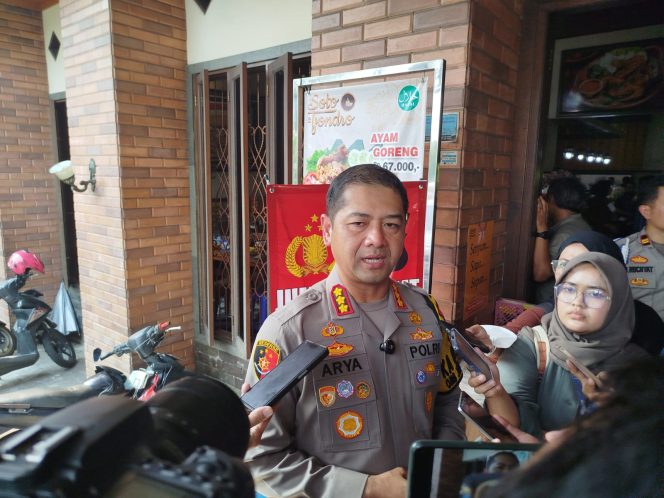 
					Ratusan Personil Gabungan Siap Amankan Natal 2024 dan Tahun Baru 2025 di Depok