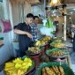 Kampung Sambal menyediakan kuliner Sunda dan sambal khas di Depok.