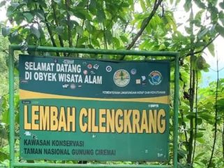 Jelajahi destinasi wisata alam menakjubkan di Kabupaten Kuningan, Jawa Barat. Temukan keindahan Telaga Biru Cicerem, Waduk Darma, Lembah Cilengkrang, dan Taman Nasional Gunung Ciremai. Dok, Instgram @lembahcilengkrang.